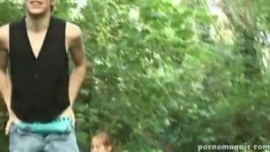 Sex of the young French with a mature chubby in the woods